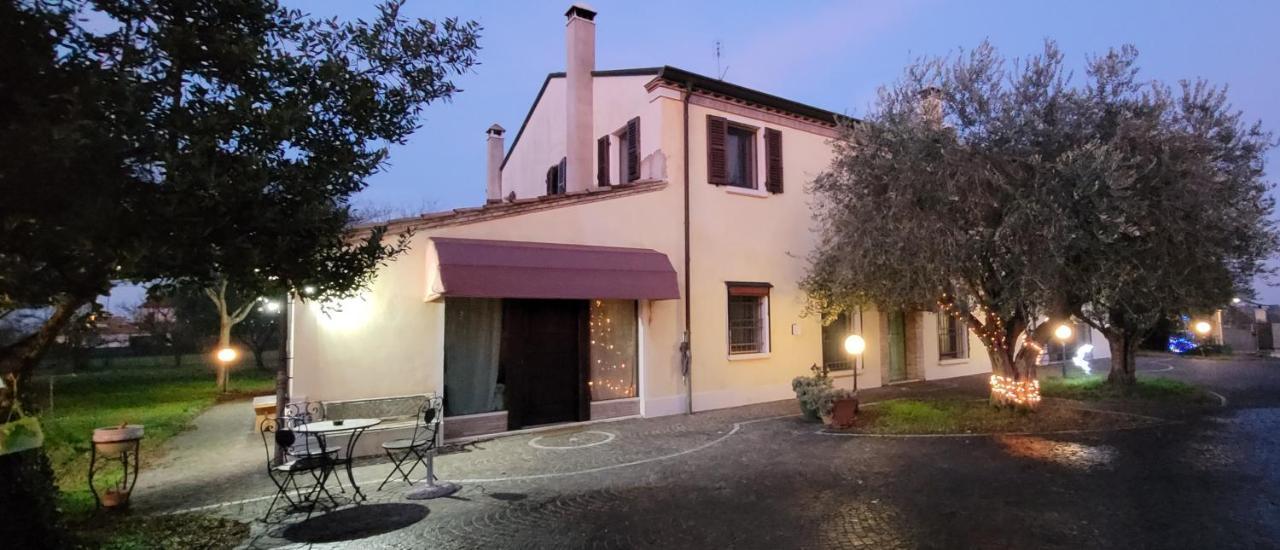 Chez Barnie Favoloso Appartamento Privato In Villa A 800Mt Ingresso Fiera Rimini Buitenkant foto